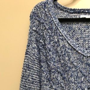 ✨4 for $25✨ American Eagle Outfitters Sweater